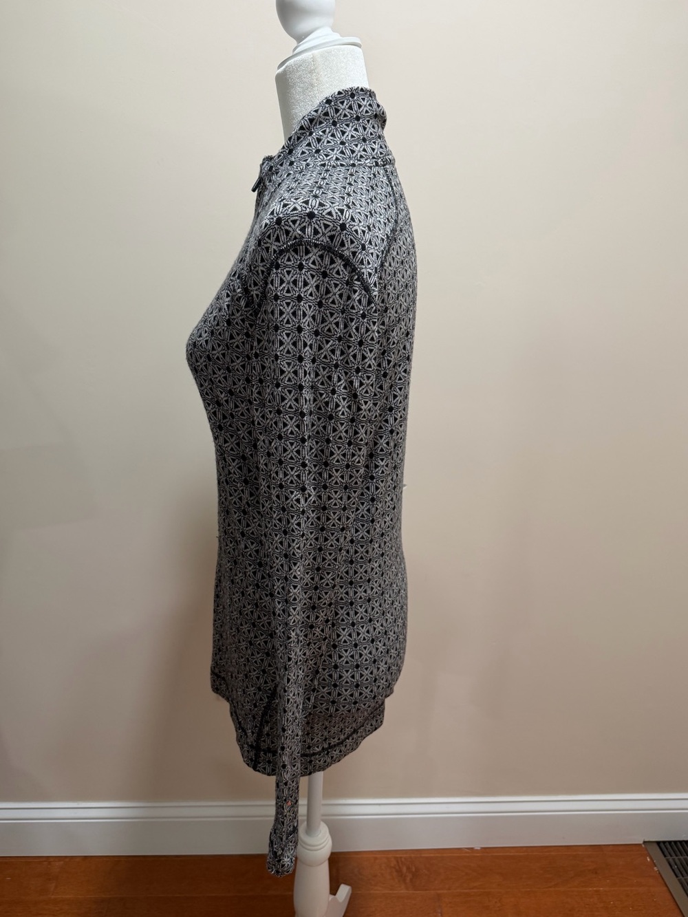 Smartwool Black Gray Long Sleeve Merino 250 Base Layer 1/4 Zip Top Sz. XL - Picture 4 of 6